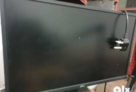 Jak skonfigurować konfigurację dwóch monitorów Dell?